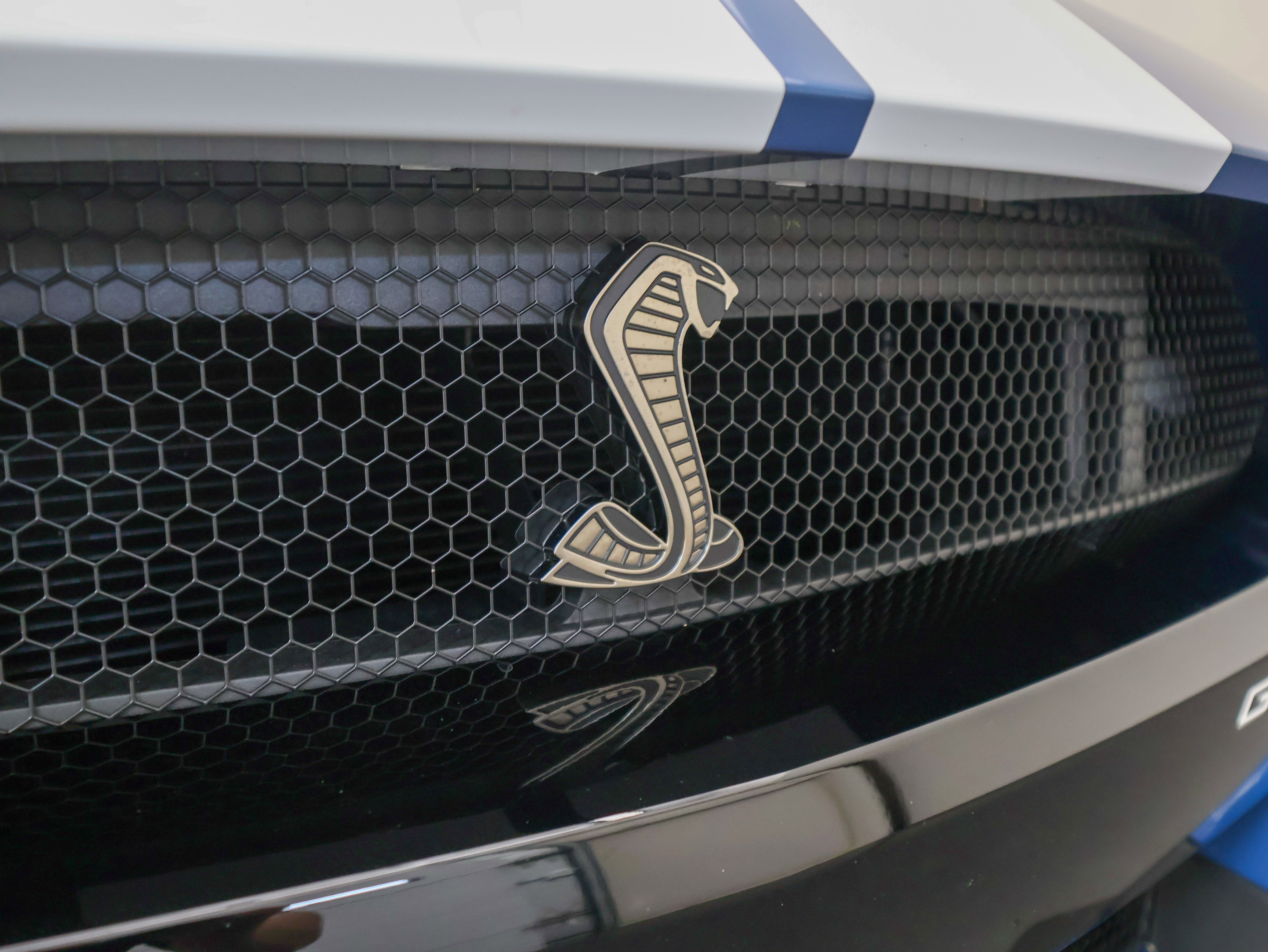 Used 2020 Ford Mustang Shelby GT500 w/ Carbon Fiber Track Pack RWD image 51