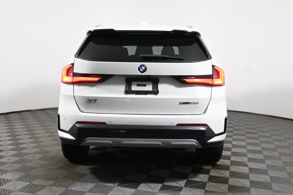 Certified 2024 BMW X1 xDrive28i w/ Convenience Package AWD/4WD image 10