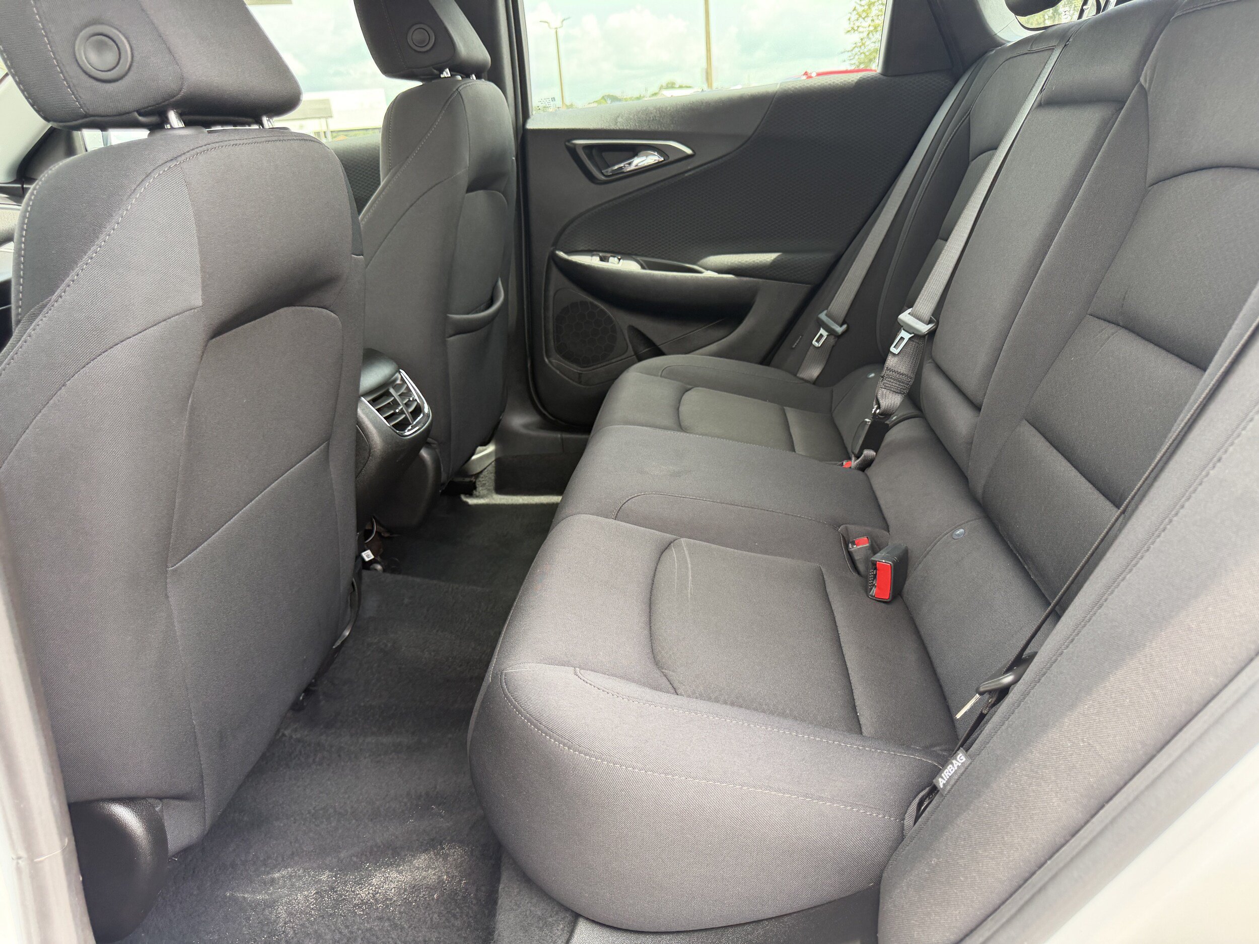 Used 2024 Chevrolet Malibu LT FWD image 17