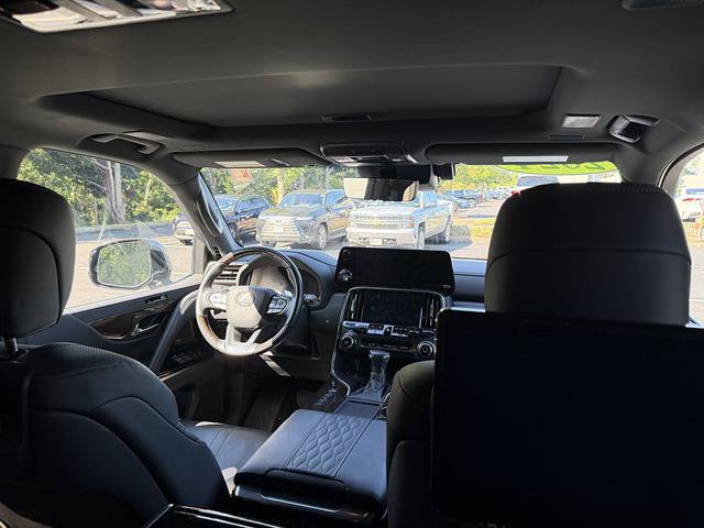 Used 2024 Lexus LX 600 4WD w/ Ultra Luxury Package image 11