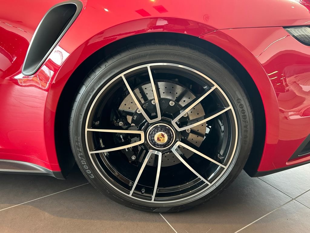Used 2022 Porsche 911 Turbo S image 10