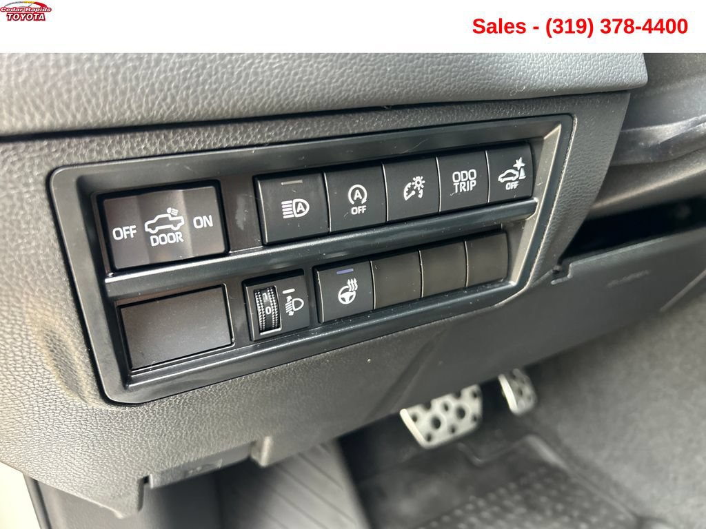 Used 2023 Toyota Tundra Limited w/ TRD Off-Road Package AWD/4WD image 27
