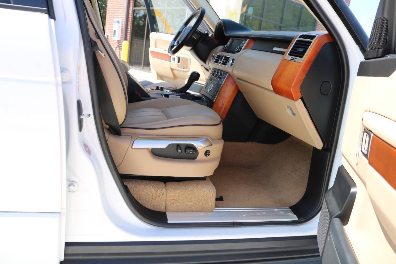 Used 2011 Land Rover Range Rover HSE AWD/4WD image 58