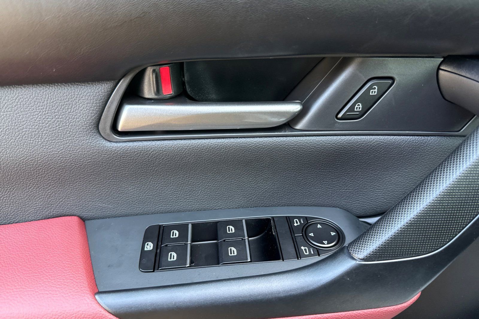 New 2026 MAZDA CX-50 AWD 2.5 Hybrid w/ Weather Package image 10