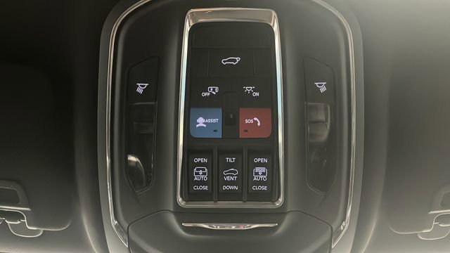 Used 2024 Jeep Grand Cherokee L Limited w/ Luxury Tech Group II AWD/4WD image 35