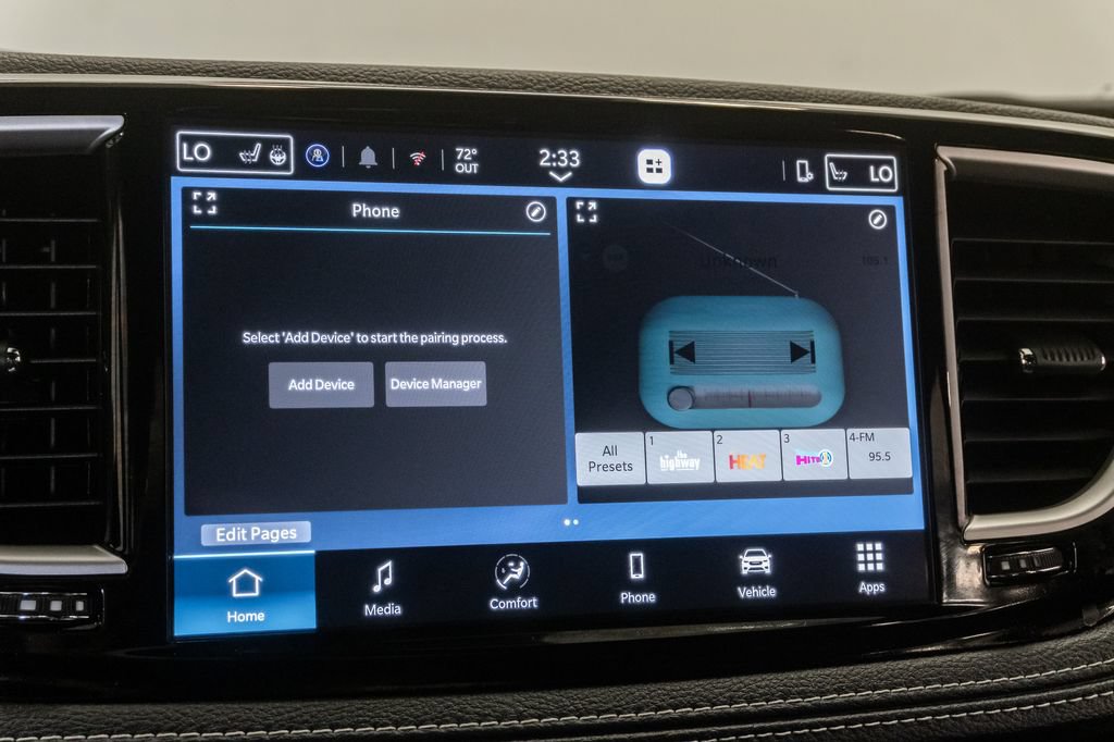 New 2026 Chrysler Pacifica Select FWD image 18