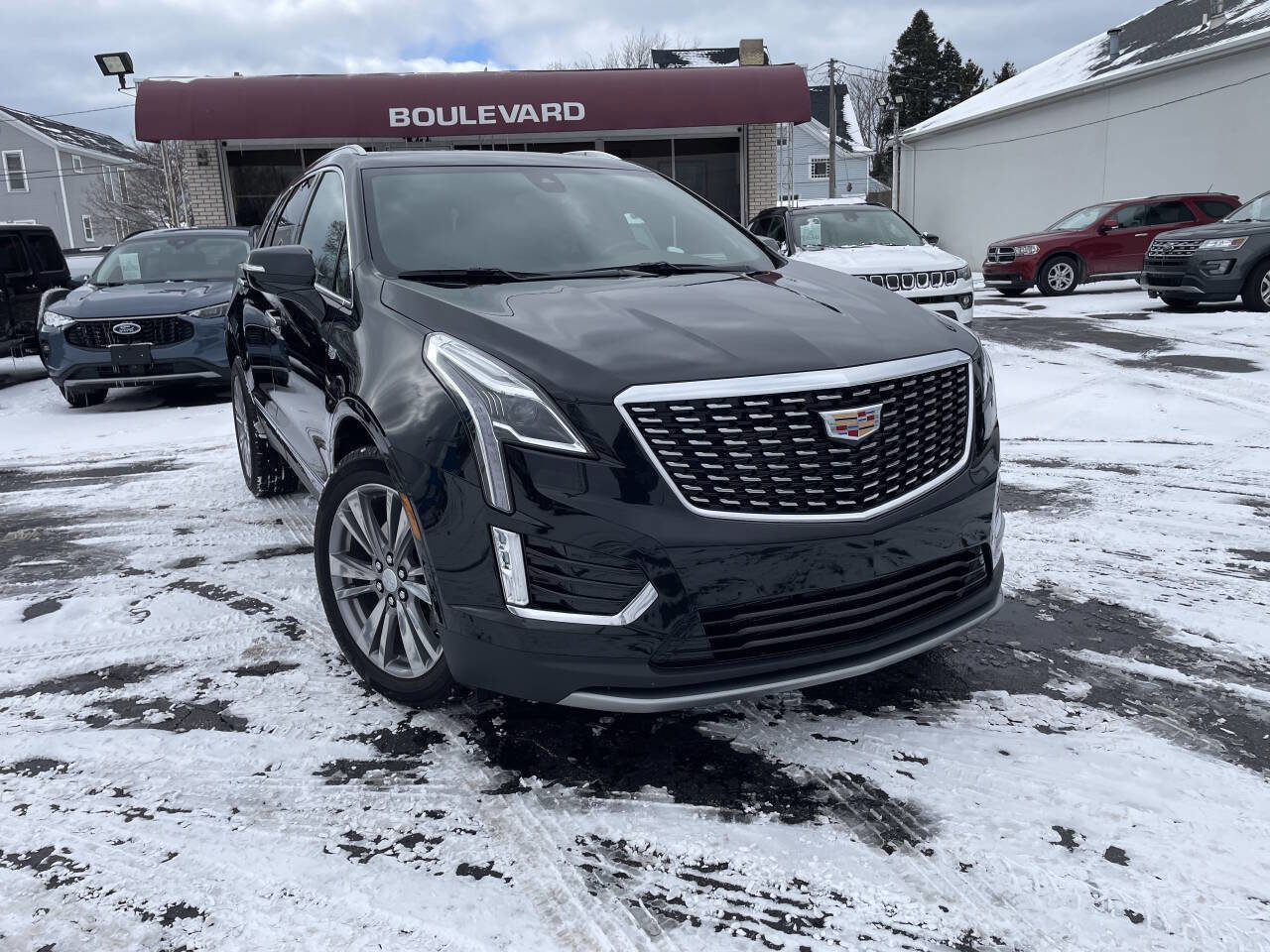 Used 2024 Cadillac XT5 Premium Luxury w/ LPO, Floor Liner Package image 1