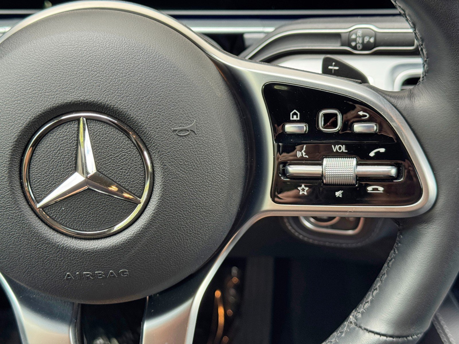 Used 2023 Mercedes-Benz GLS 450 4MATIC image 24