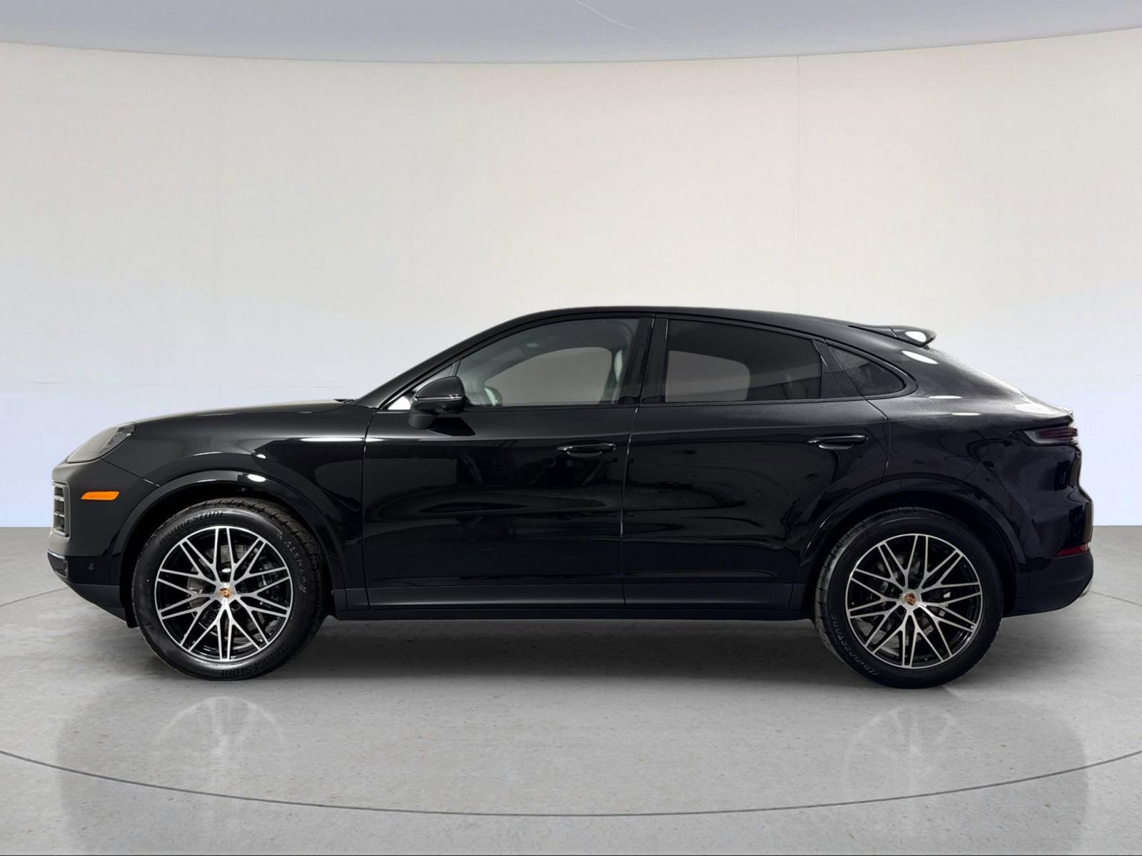 New 2026 Porsche Cayenne Coupe image 2