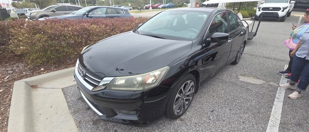 Used 2015 Honda Accord Sport image 2