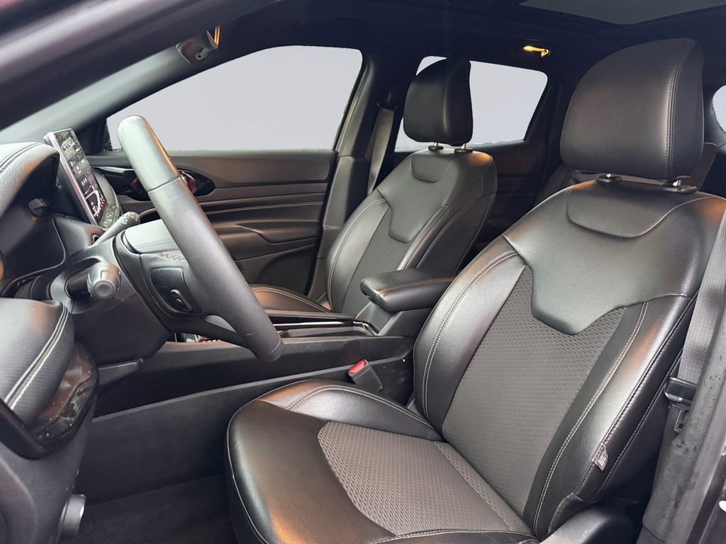 Certified 2023 Jeep Compass Altitude w/ Sun and Sound Group image 11