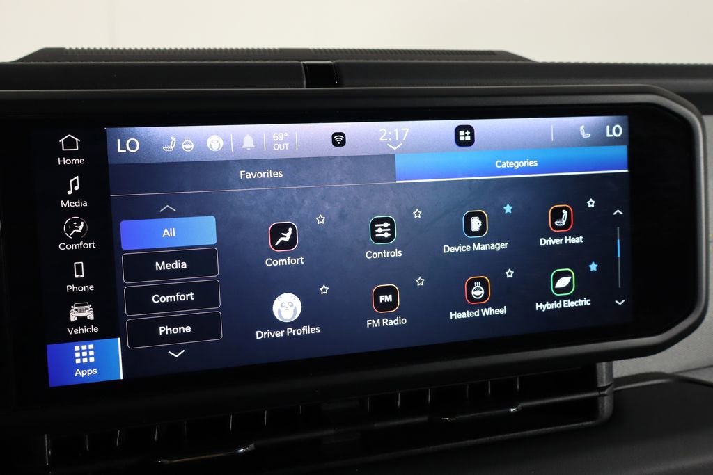 Used 2025 Jeep Wrangler Unlimited Sahara image 36