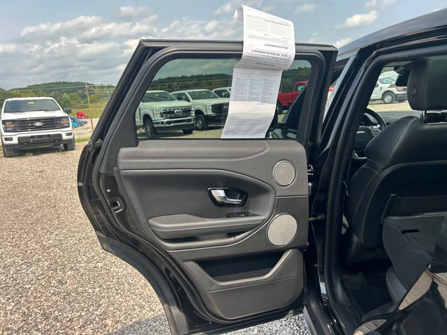 Used 2019 Land Rover Range Rover Evoque HSE Dynamic image 33