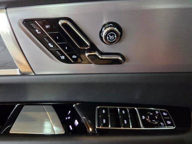 New 2026 Cadillac Vistiq Platinum image 21