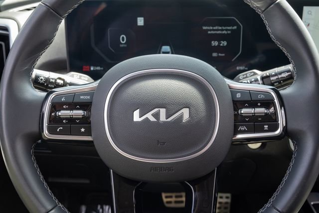 Certified 2025 Kia Sorento SX image 13