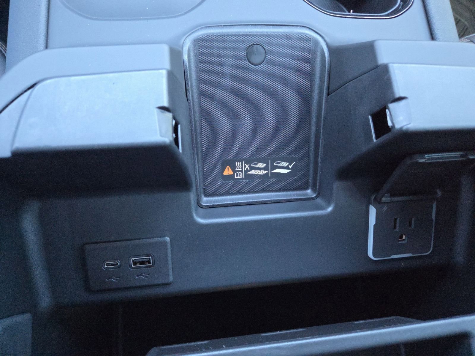 New 2026 GMC Sierra 2500 AT4 w/ AT4 Premium Plus Package image 13