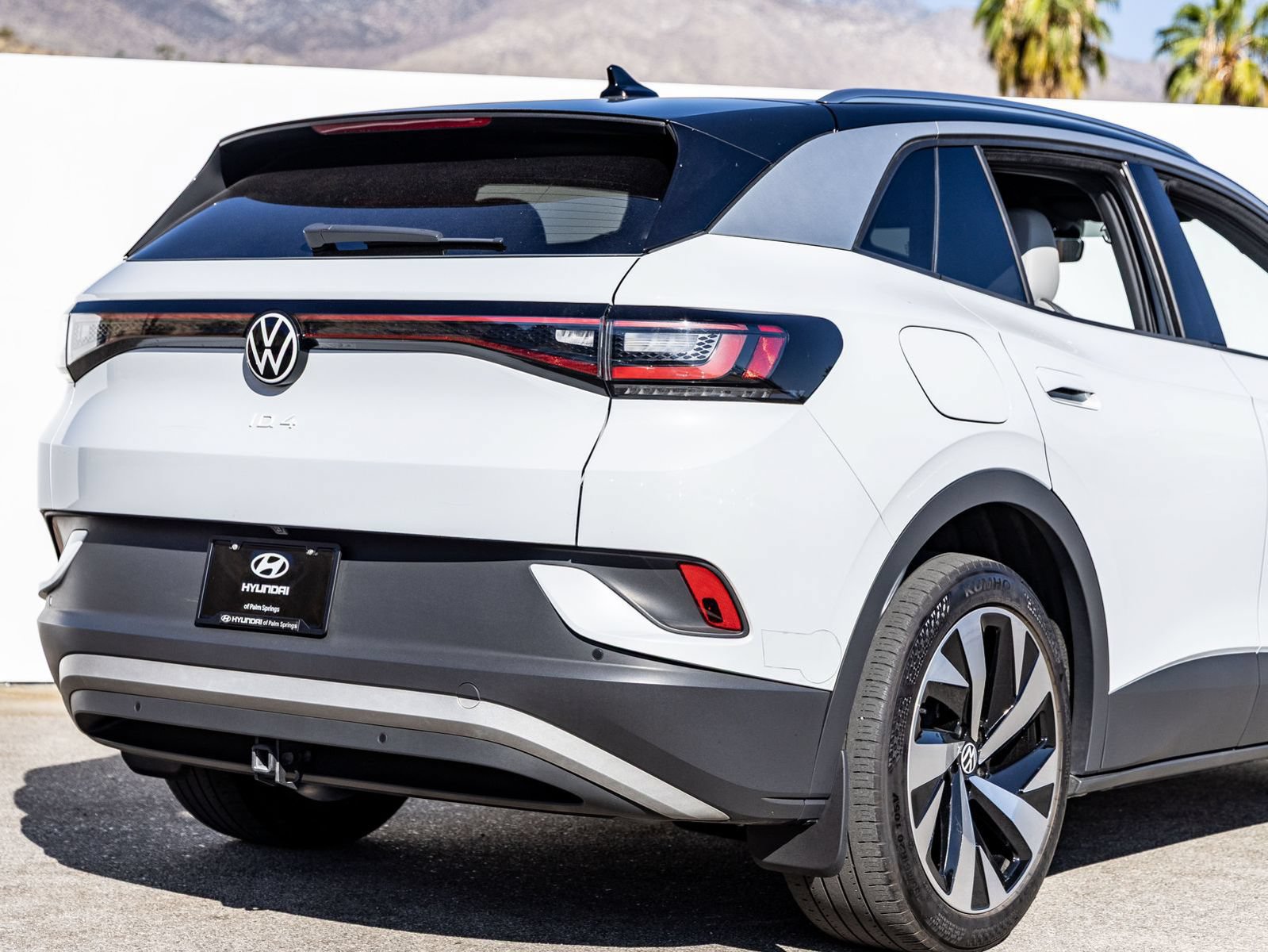 Used 2022 Volkswagen ID.4 Pro S w/ Gradient Package AWD/4WD image 6