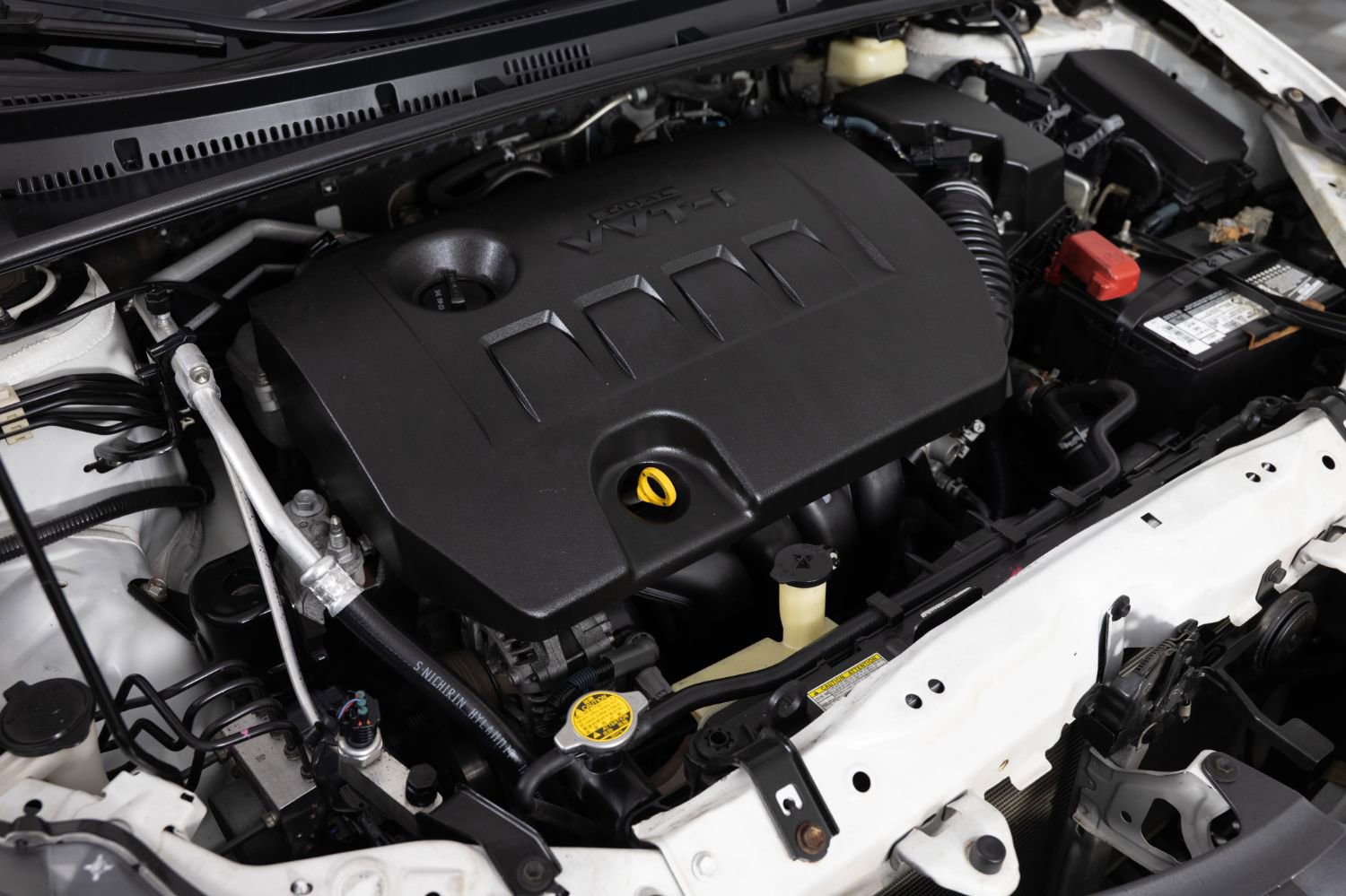 Used 2015 Toyota Corolla LE image 39