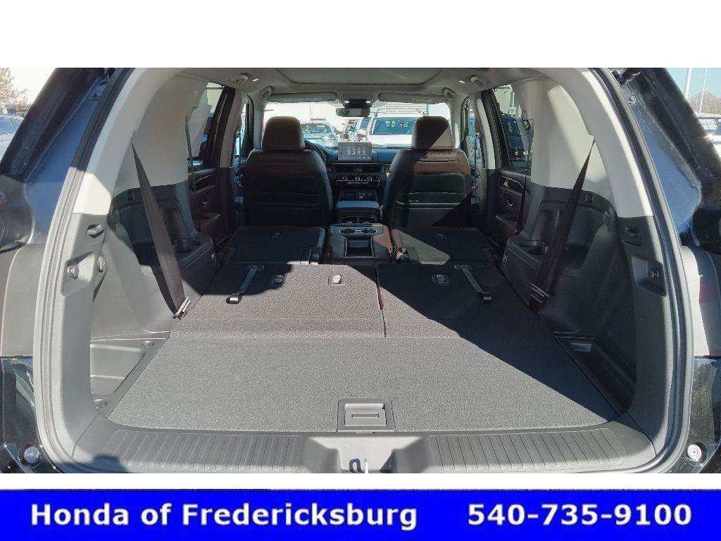 Certified 2025 Honda Pilot Elite image 40