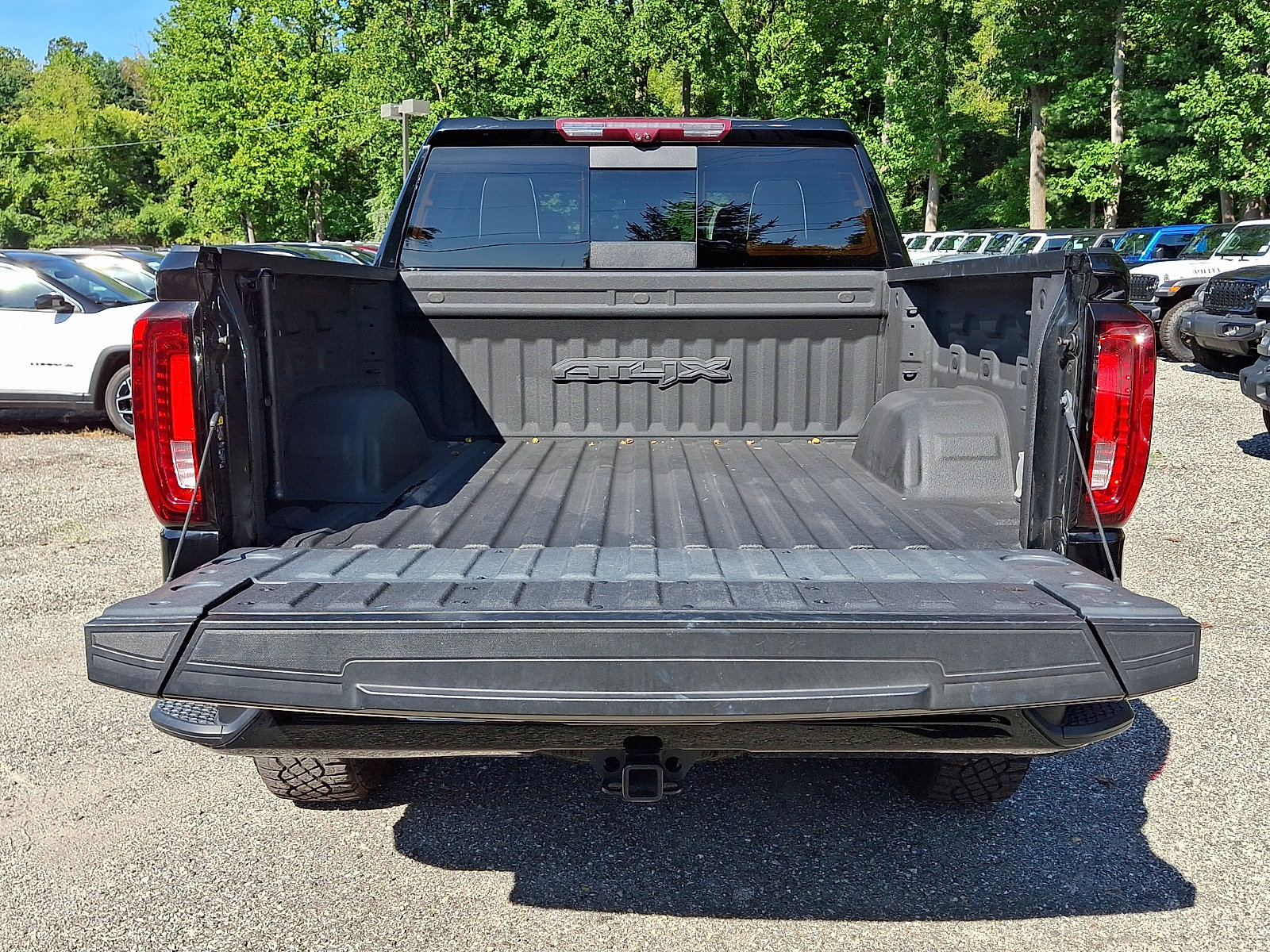 Used 2024 GMC Sierra 1500 AT4X AWD/4WD image 29
