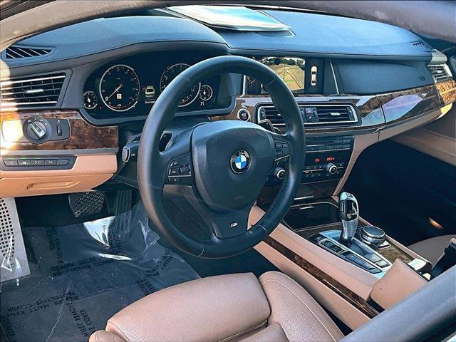 Used 2015 BMW 740Li xDrive image 14