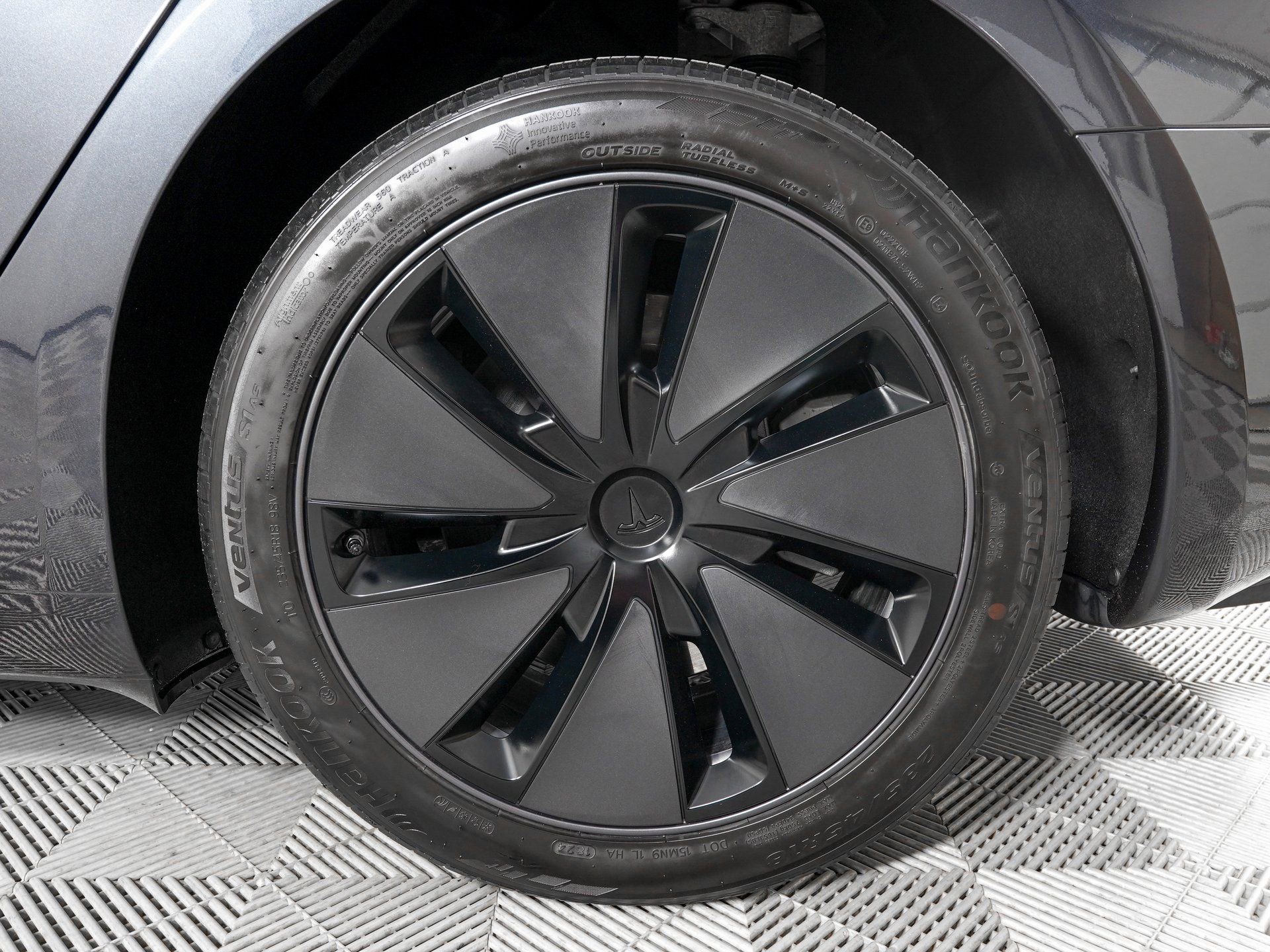 Used 2024 Tesla Model 3 Long Range image 35