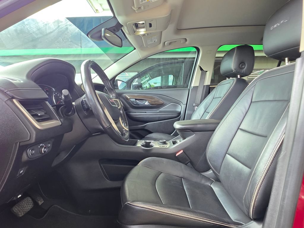 Used 2019 GMC Terrain Denali w/ Driver Alert Package II AWD/4WD image 11