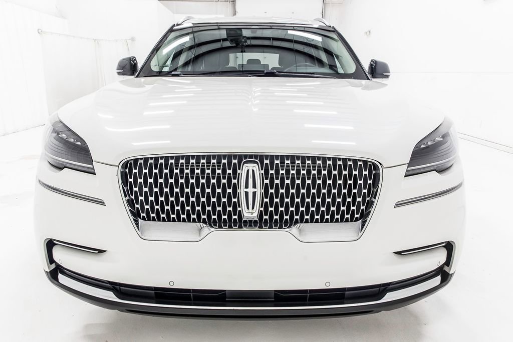 Used 2021 Lincoln Aviator 2WD image 10