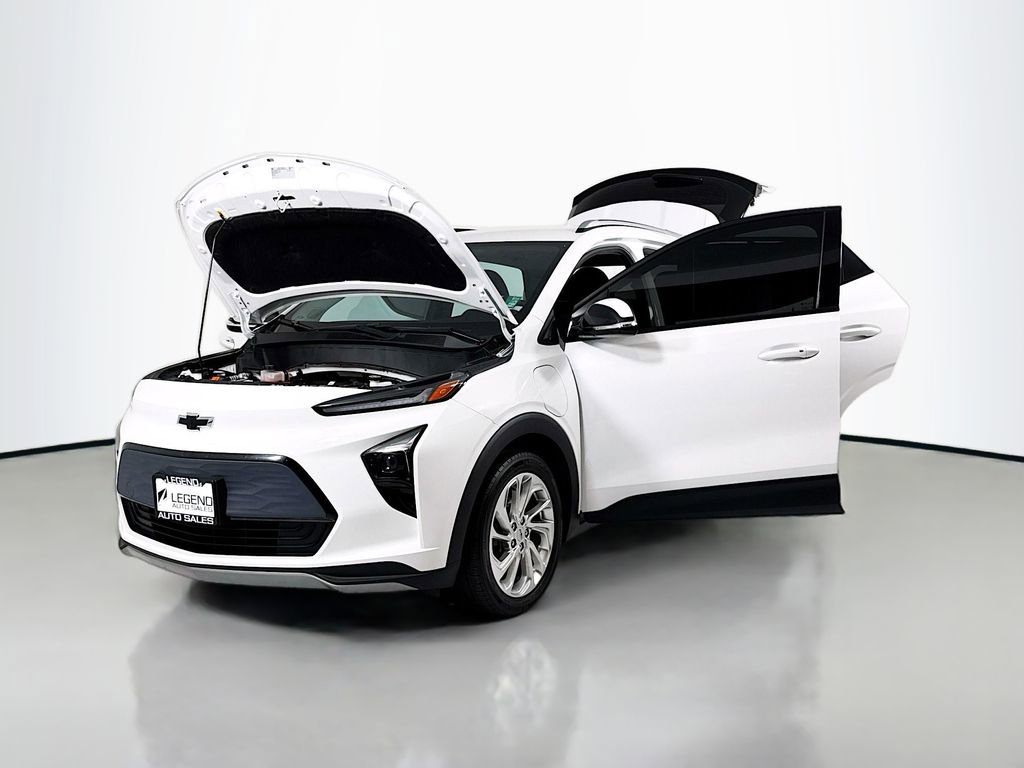 Used 2023 Chevrolet Bolt EUV LT w/ Driver Confidence Package image 18