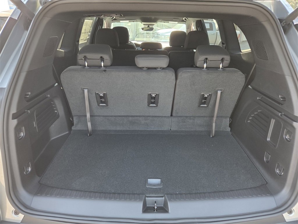 New 2026 GMC Acadia Elevation image 15