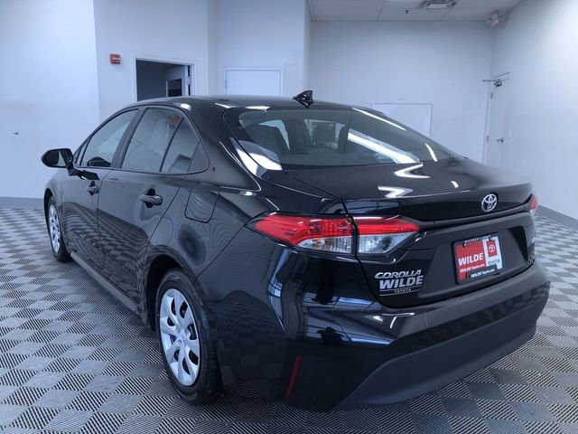 Used 2025 Toyota Corolla LE image 12