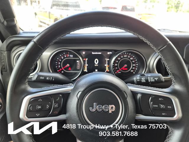 Used 2022 Jeep Wrangler Unlimited Rubicon w/ LED Lighting Group AWD/4WD image 27