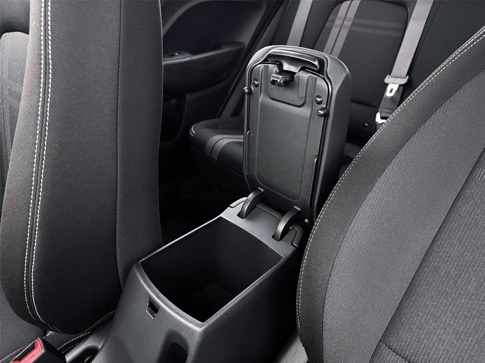 New 2026 Hyundai Venue SEL FWD image 37