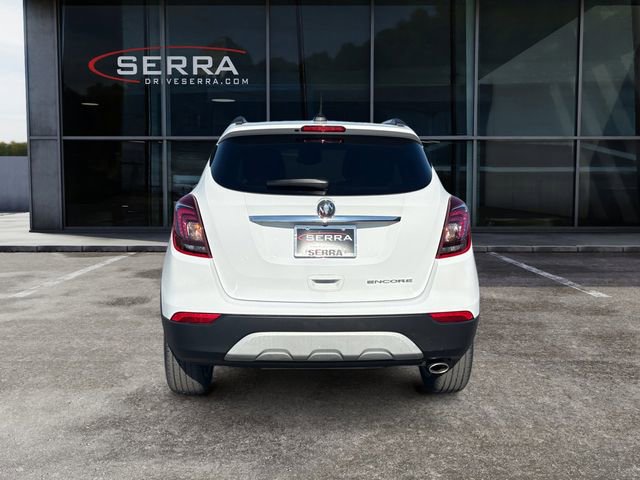 Used 2020 Buick Encore Essence FWD image 4