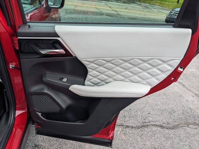 Used 2022 Mitsubishi Outlander SEL FWD image 18