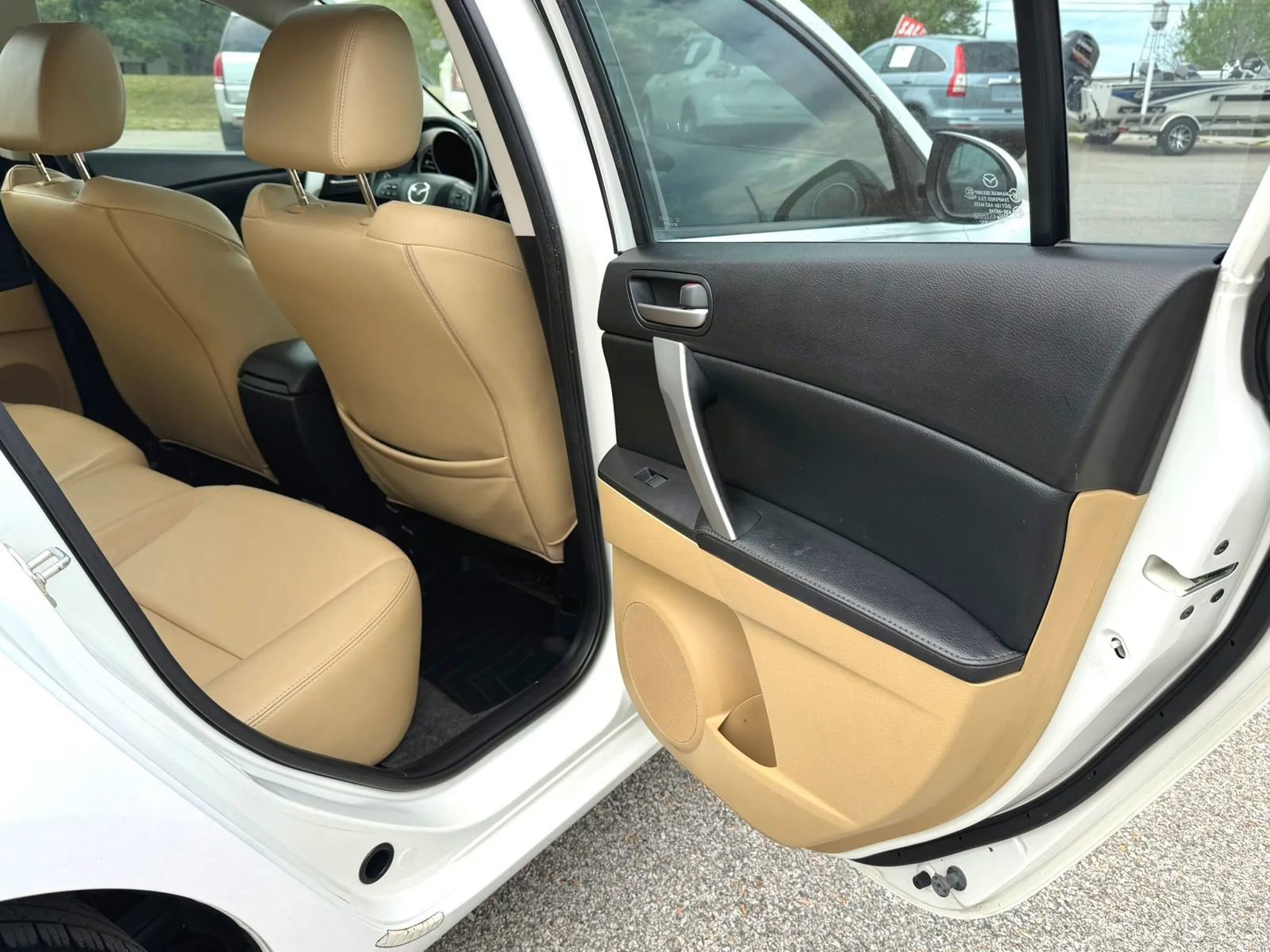 Used 2010 MAZDA MAZDA3 s Grand Touring FWD image 24