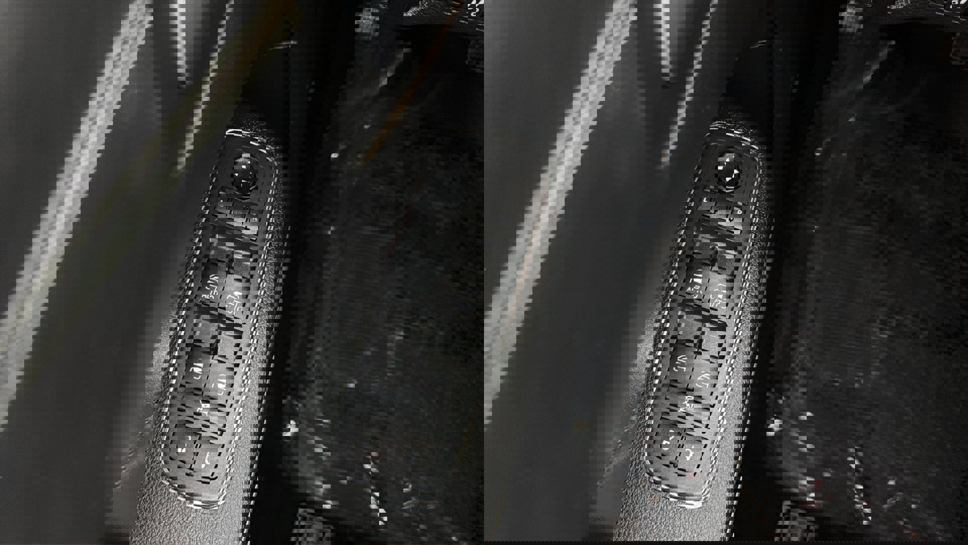 Used 2020 Dodge Charger Scat Pack image 19