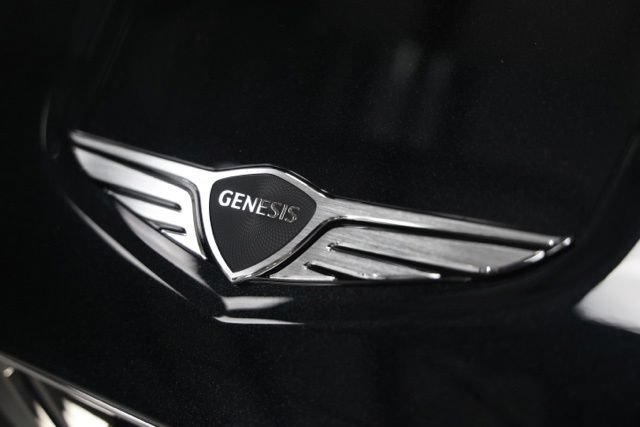 New 2027 Genesis GV70 2.5T Select AWD/4WD image 3