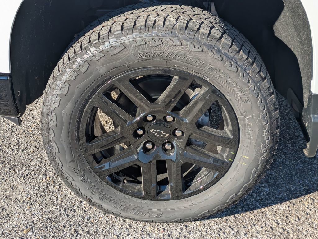 New 2026 Chevrolet Silverado 1500 Custom Trail Boss w/ Turbomax Blackout Package image 11