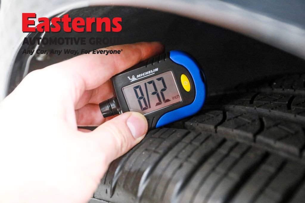 Used 2022 Volvo XC60 B6 Inscription w/ Advanced Package image 27