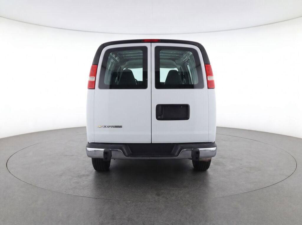 Used 2024 Chevrolet Express 2500 w/ Driver Convenience Package RWD image 7
