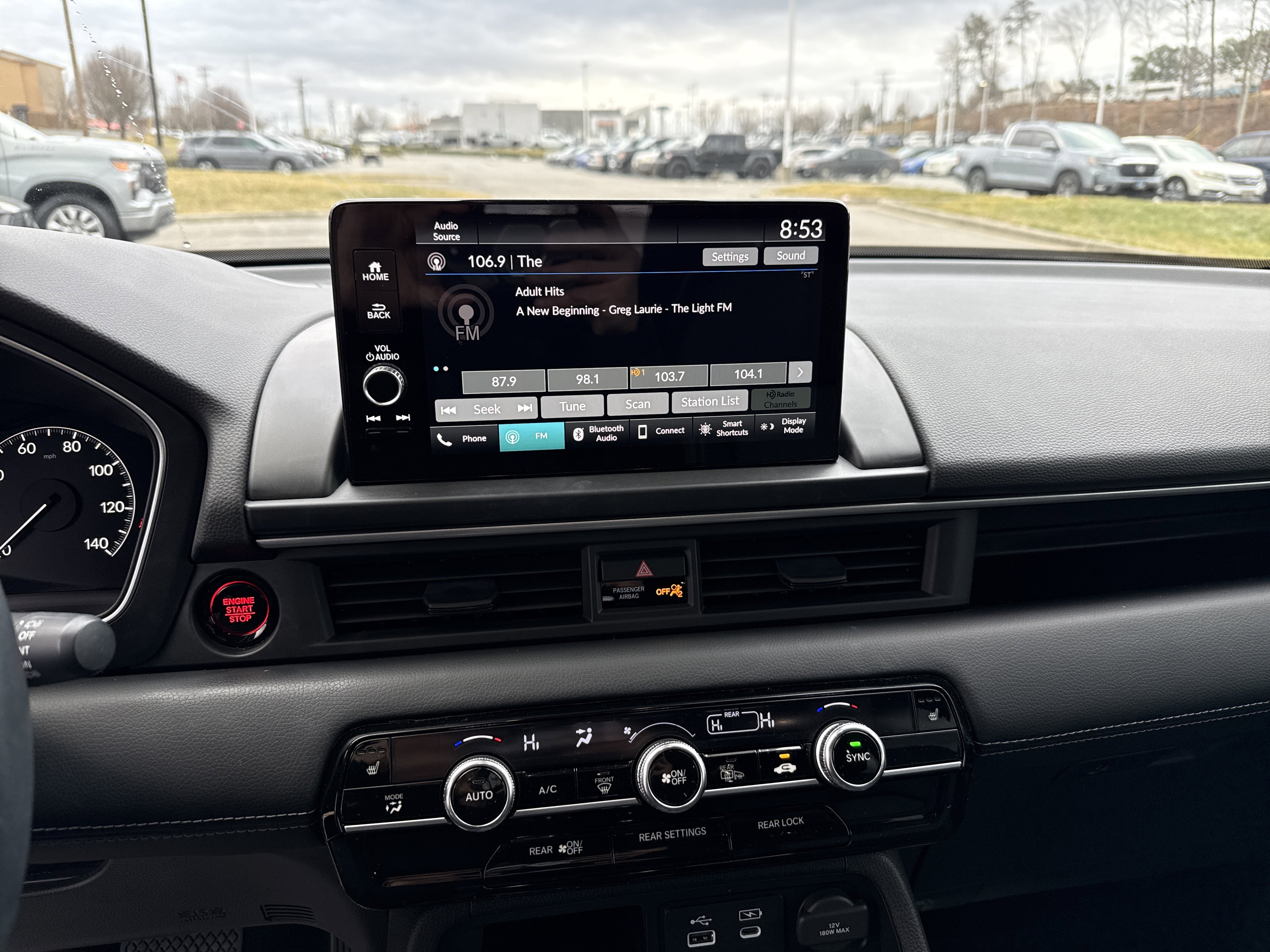 Used 2025 Honda Pilot EX-L image 23