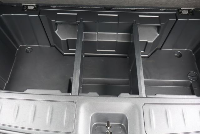 Used 2018 Nissan Pathfinder SL w/ Midnight Edition Package image 27