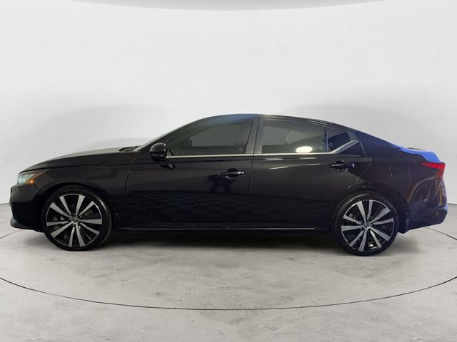 Used 2021 Nissan Altima 2.0 SR FWD image 2