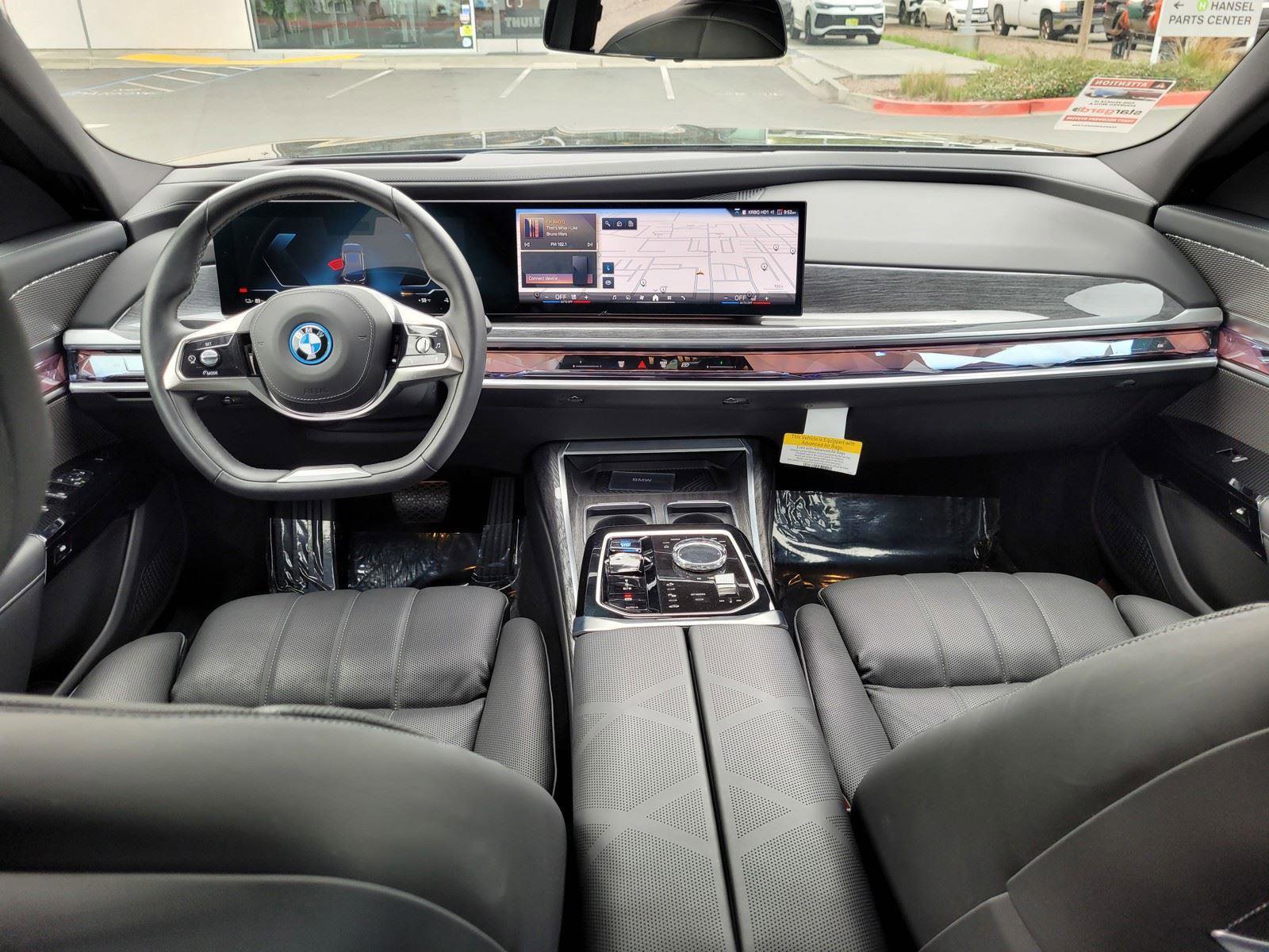 Used 2024 BMW i7 eDrive50 w/ Executive Package image 20