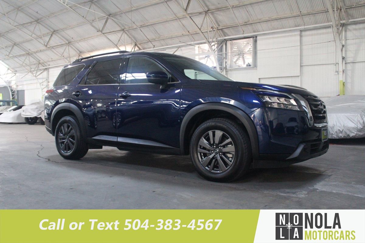 Used 2024 Nissan Pathfinder SV image 8