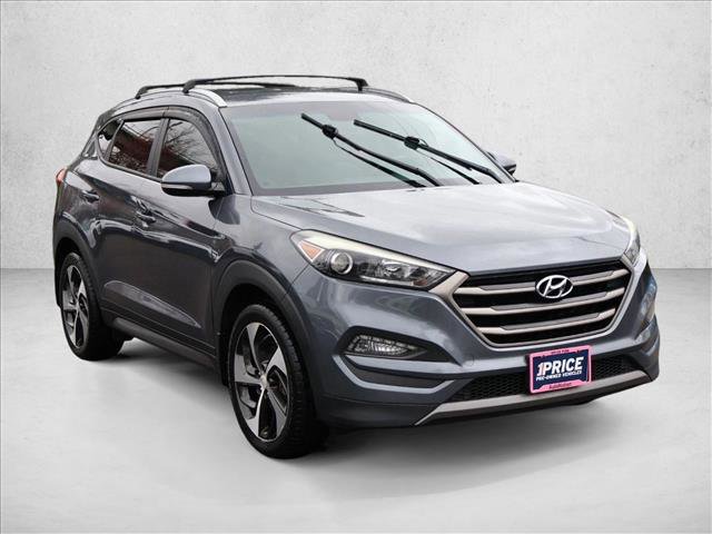 Used 2016 Hyundai Tucson Sport image 3