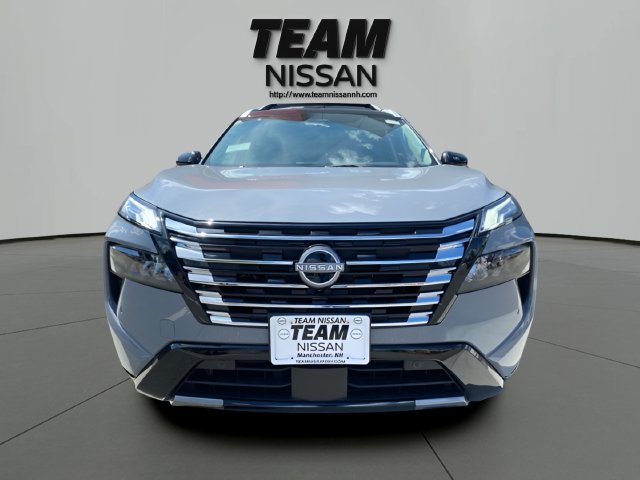 New 2026 Nissan Rogue Platinum AWD/4WD image 2