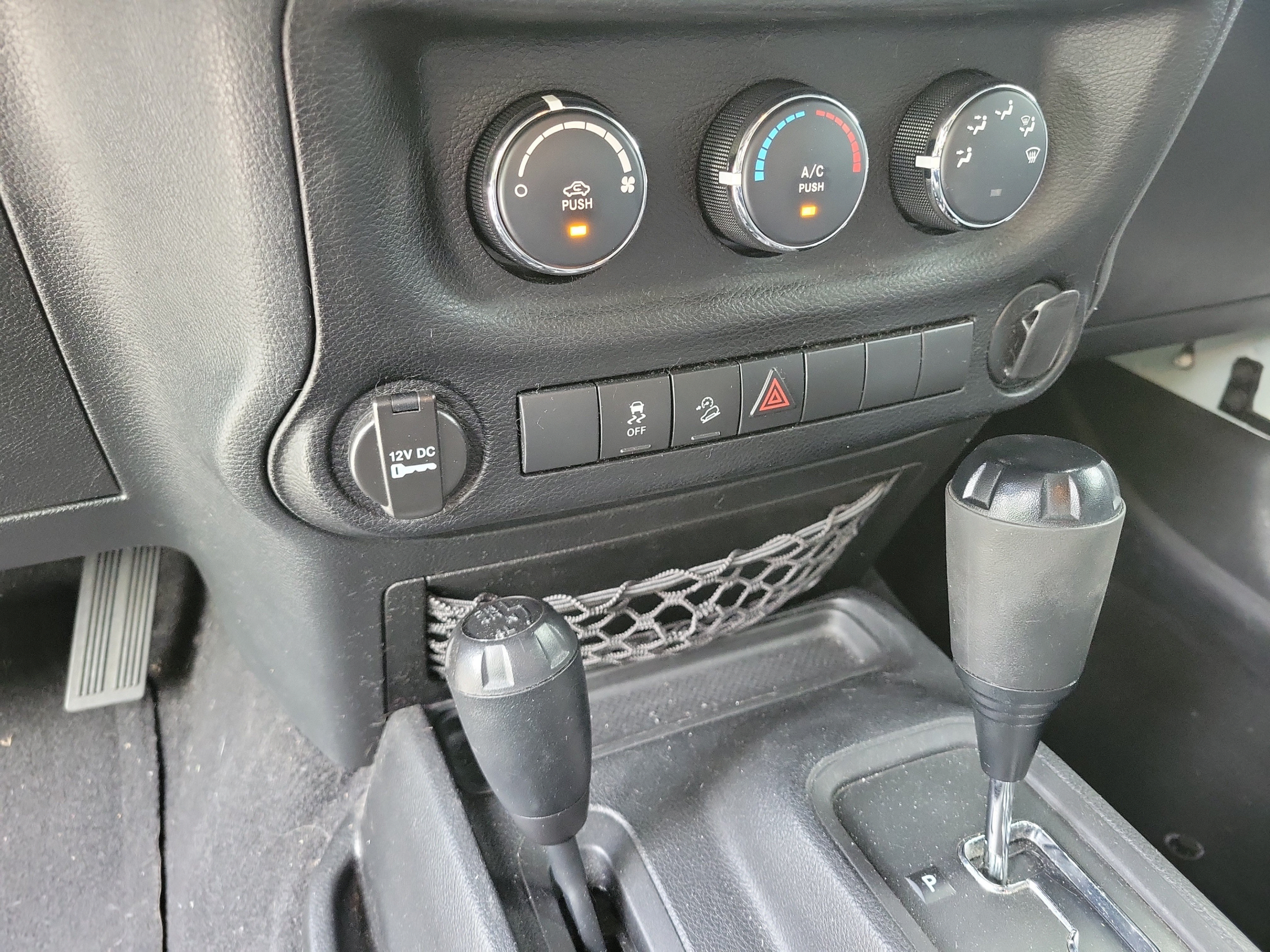 Used 2012 Jeep Wrangler Sport AWD/4WD image 18