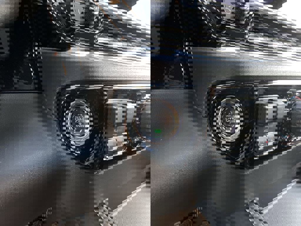 Certified 2024 Chevrolet Silverado 3500 High Country w/ High Country Premium Package image 16